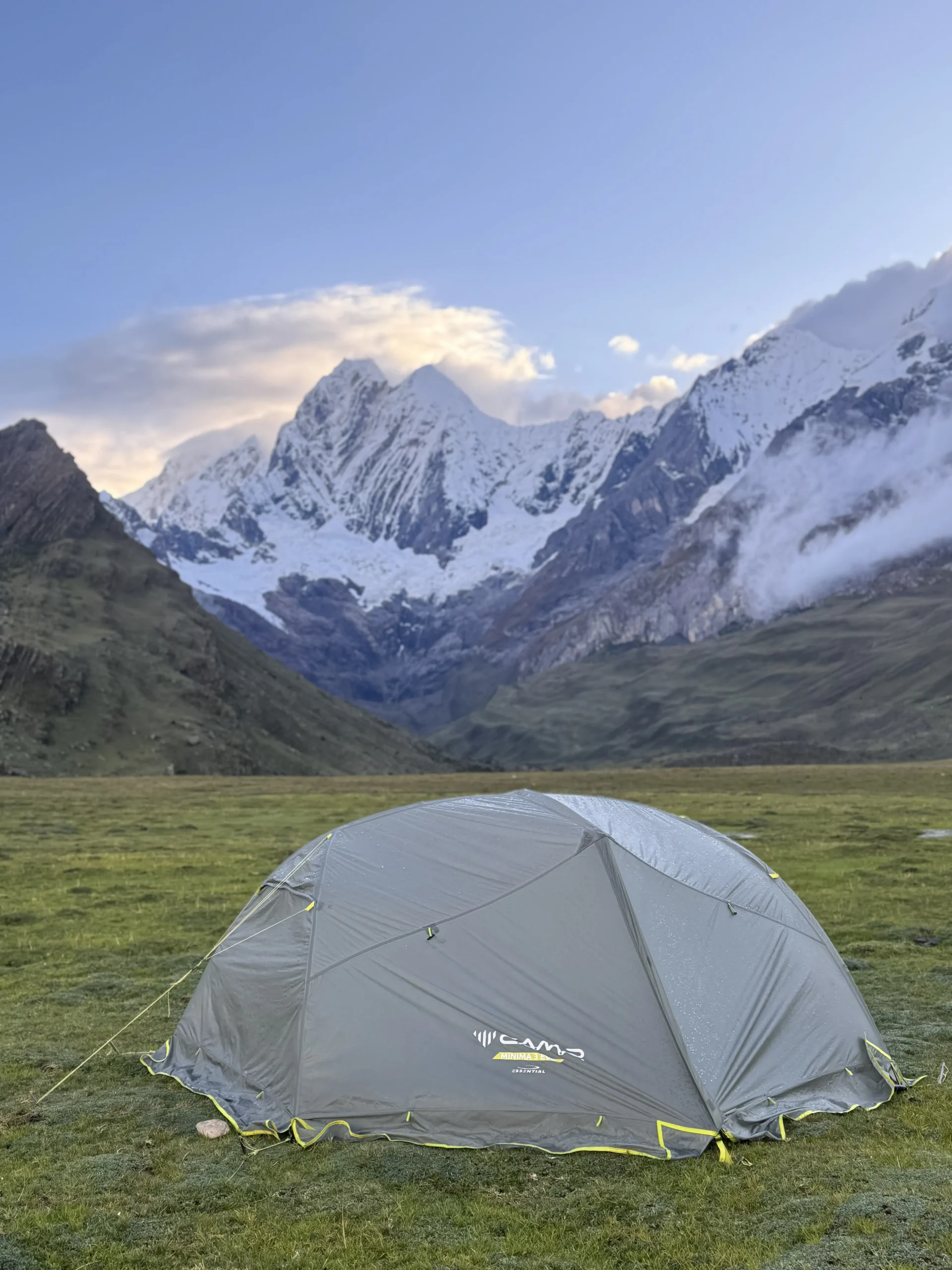 Vista panorámica de Huayhuash Trek